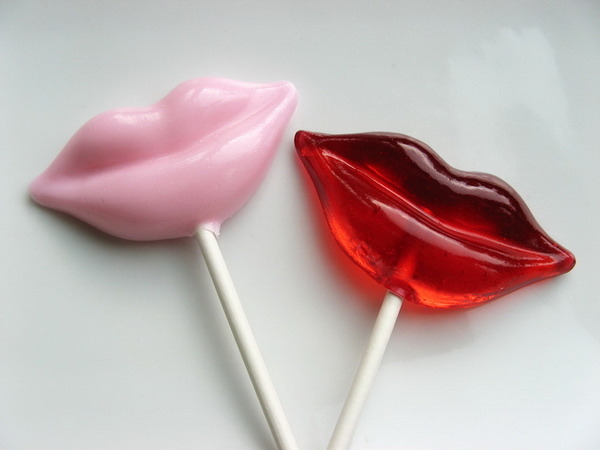 「Lip Service Lip shaped lollipops」490円+税