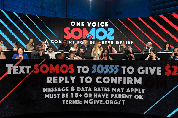 チャリティ・ライブ「One Voice: Somos Live! A Concert For Disaster Relief」-(C)Getty Images