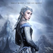 “氷の女王”エミリー・ブラント／『スノーホワイト／氷の王国』(C) Universal Pictures