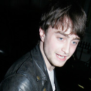 11月1日、ロンドンで行われた『ハリー・ポッター』のパーティに出席したダニエル -(C) AFLO