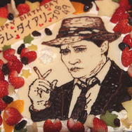 ジョニー・デップ49歳を祝しての特製バースデイケーキ