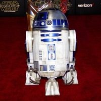 『スター・ウォーズ』新“R2-D2役”にジミー・ヴィー 画像