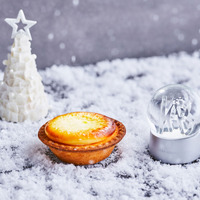「BAKE CHEESE TART」から冬限定ホリデーパッケージ登場！先着で“スノードーム”プレゼント 画像