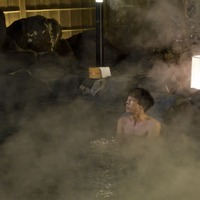 高橋一生の入浴シーンに「満たされる」の声溢れる…「東京独身男子」 画像