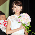 桐谷美玲、ウェディングドレス姿で登場し「ホントの結婚会見みたい！」・画像