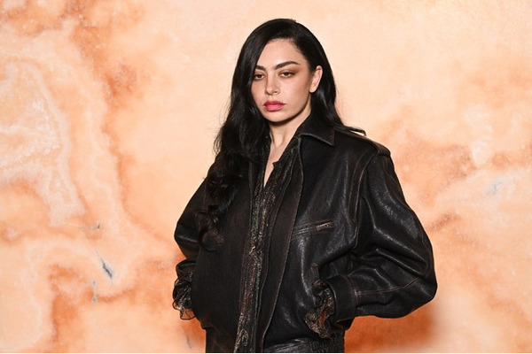 三池崇史監督のホラー映画にチャーリー・XCX主演 水原希子、笠松将、ノーマン・リーダスら共演 画像