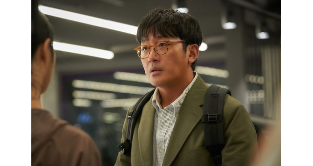 超豪華キャストのアンサンブルに釘付け 働く大人たちの“あるある”が詰まったコメディ、上陸 画像