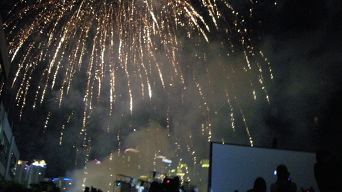 色鮮やかな花火で開幕した第13回釜山国際映画祭。 photo：Ayako Ishizu