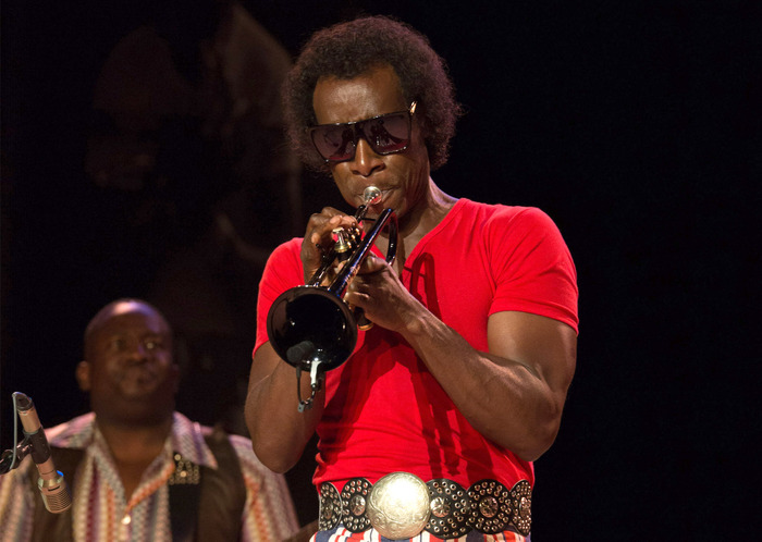 『MILES AHEAD　マイルス・デイヴィス　空白の5年間』ライヴ