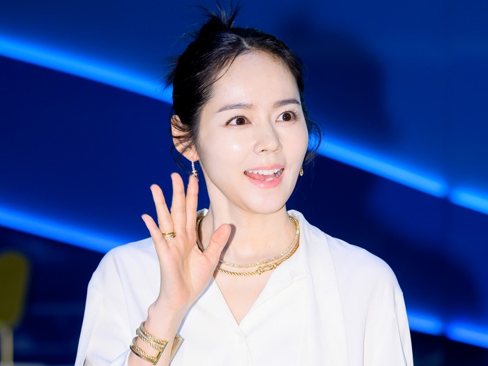 『太陽を抱く月』ハン・ガイン、美人女優の殻を破る!YouTubeでは子育てに赤裸々トークまで果敢に公開