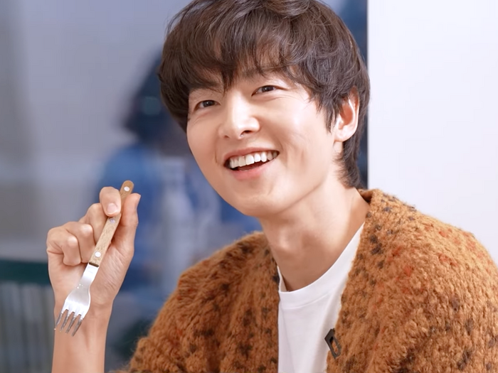 “親バカ全開” 俳優ソン・ジュンギ、礼儀作法に厳しい妻に「注意された」エピソード披露!