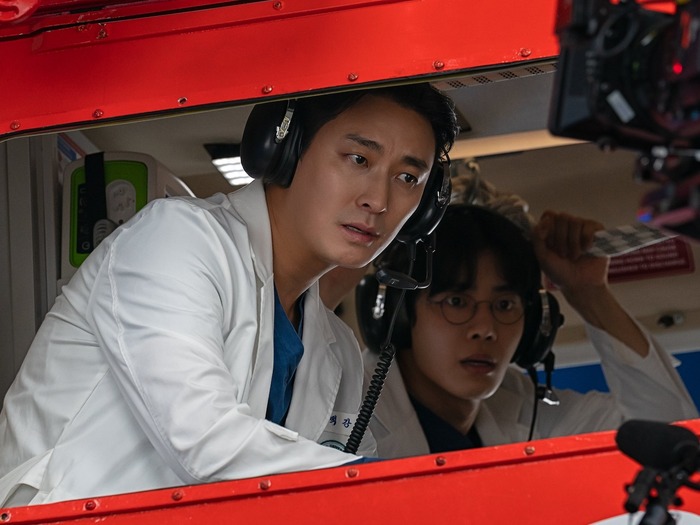 原作を超えたチュ・ジフンの演技力!イ・ドユン監督が語る『トラウマコード』の舞台裏