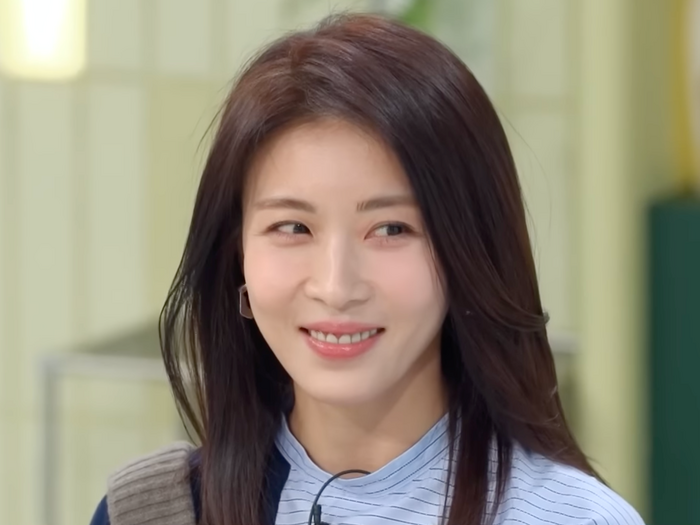 『ファン・ジニ』から19年経ったのに…女優ハ・ジウォン、“童顔”の秘訣は冷蔵庫の中に!