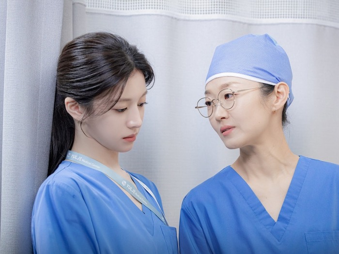 誰かが泣くのを祝う唯一の場所で…Netflix新作『いつかは賢いレジデント生活』は「全ての始まりにまつわる物語」