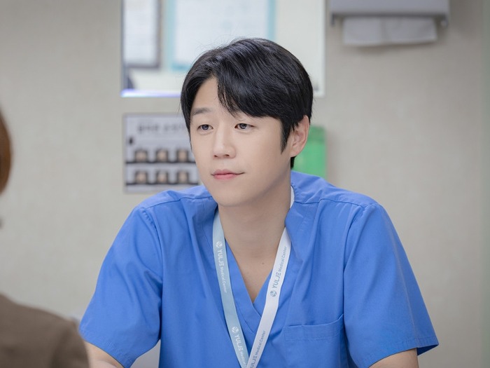 『いつかは賢いレジデント生活』で急成長、視聴者を虜にするチョン・ジュンウォンが次世代スターの頂点へ