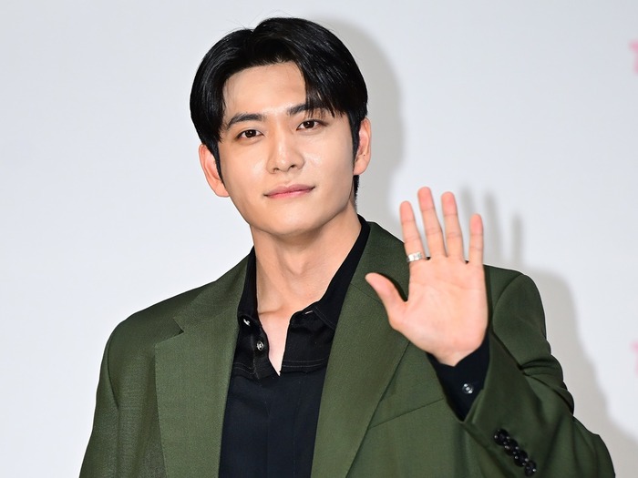 『ジャガイモ研究所』でカン・テオが演じるリストラ男は「天下の嫌われ者」なのか