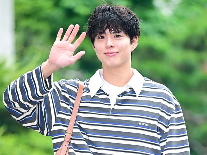 苦難の日々を経て大成したパク・ボゴムの人間性はどこまで素晴らしいのか