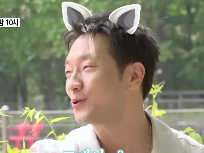 魔性の俳優ソン・ソック、“人間味あふれる”魅力を披露！「ドラマの撮影中に眠ったことが…」