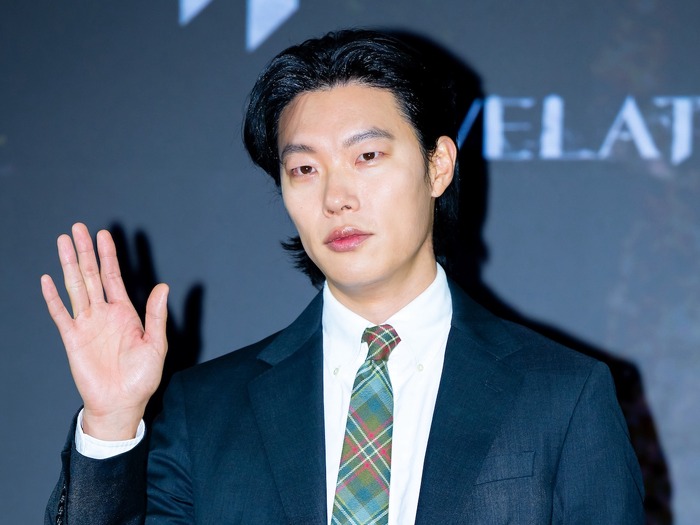 UAA側が語った「まだ決定していない」の真意、リュ・ジュンヨルの“次の一手”に注目集まる