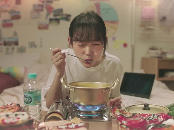 「なんか美味しそう…」韓ドラの定番！日本でも買えるインスタントラーメンおすすめ8選