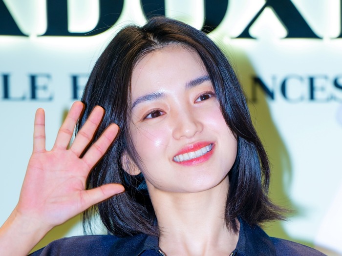 “冬眠”で10cm成長!?キム・テリが明かす中学生時代のビックリエピソードとは