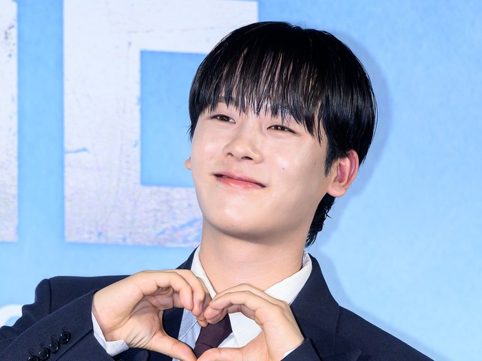 27歳になったイ・ジョンハ、兵役について語る“アレコレ”「ソン・ガン先輩からいろんな話を…」