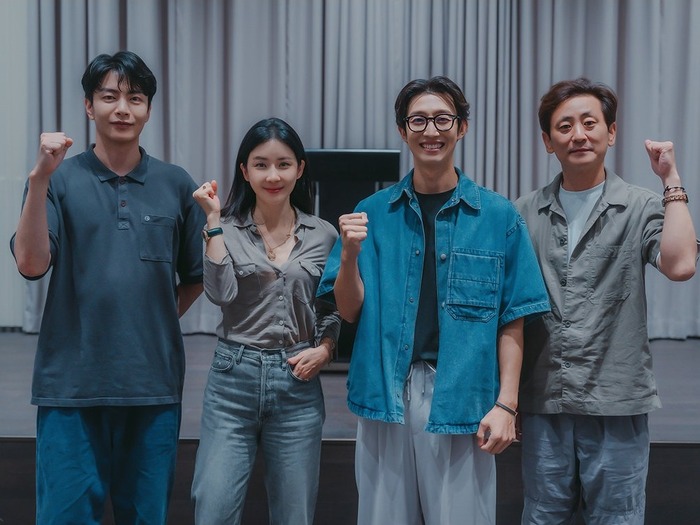 『模範タクシー』監督最新作でイ・ボヨンとイ・ミンギが共演、命の選択に迫るサスペンス