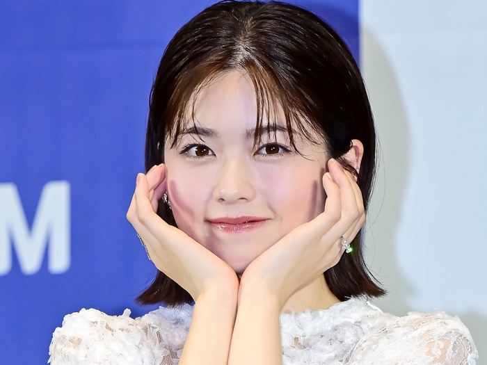 小芝風花、『私の夫と結婚して』制作発表会で訪韓!韓国作品への愛を熱弁…涙の推し映画とは?