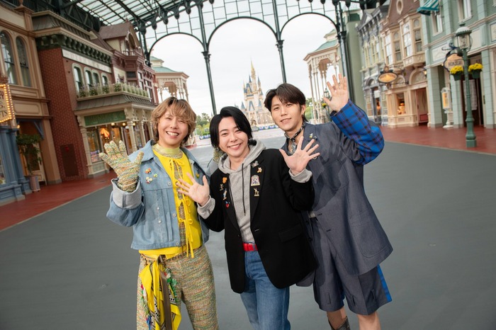 ついに判明!「サマー・クールオフat Tokyo Disney Resort」のテーマソングのタイトルは、「Carrying Happiness」に決定!