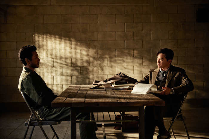 『大統領暗殺裁判　16日間の真実』© 2024 NEXT ENTERTAINMENT WORLD & PAPAS FILM & OSCAR10STUDIO. All Rights Reserved.