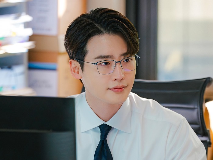 9年目の弁護士役イ・ジョンソクの魅力が通じた！“100％共感を呼ぶ”『瑞草洞』が好スタート