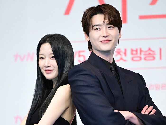 『瑞草洞<ソチョドン>』でイ・ジョンソクとムン・ガヨンの役はどう対立するのか