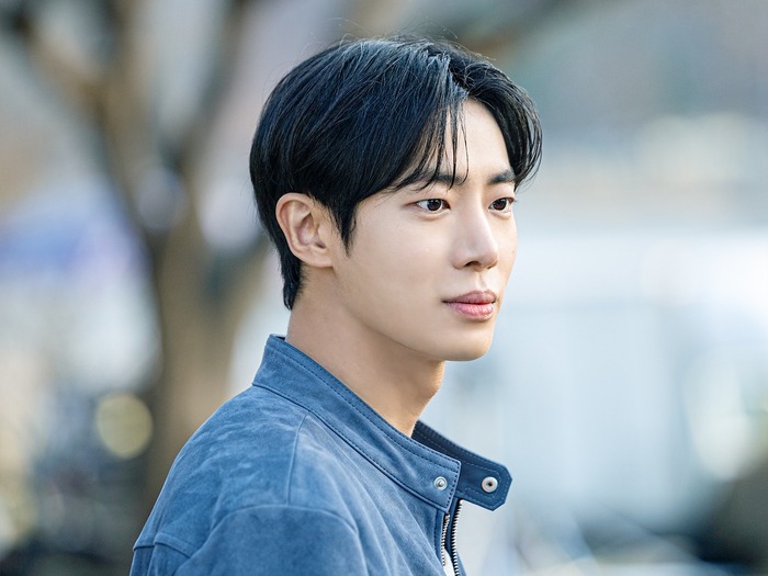 『巫女と彦星』での1人2役も大好評!最旬俳優チュ・ヨンウが感謝のメッセージ