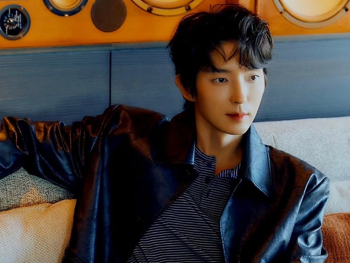 イ・ジュンギ、大阪で見せた夏の夕暮れSHOT…“エモすぎる”横顔にファン釘付け「まるで彫刻」【PHOTO】