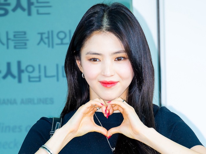 “韓国のアン・ハサウェイ” 女優ハン・ソヒ、映画・ファンミ・広告の全方位で活躍中！