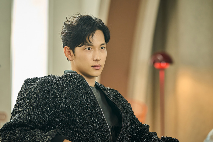 Netflix映画『カマキリ』9月26日独占配信