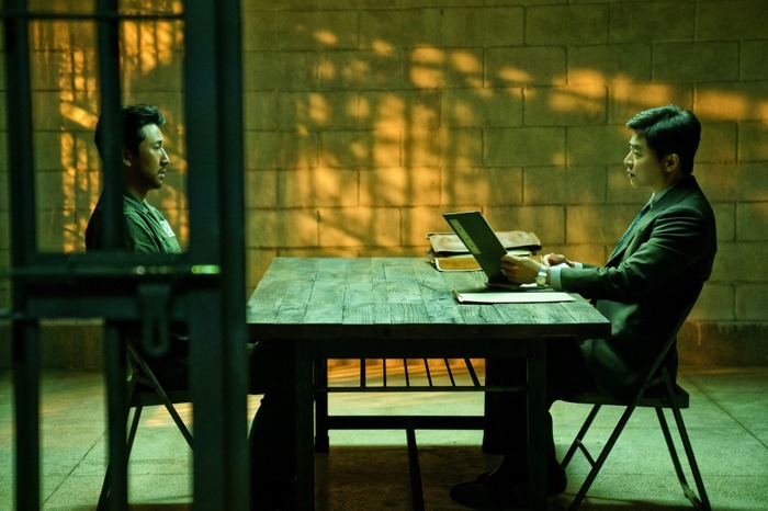 『大統領暗殺裁判　16日間の真実』© 2024 NEXT ENTERTAINMENT WORLD & PAPAS FILM & OSCAR10STUDIO. All Rights Reserved.