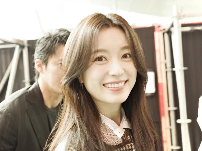 『トンイ』女優ハン・ヒョジュ、小栗旬と登壇！舞台裏でも“笑顔絶やさず”【PHOTO】