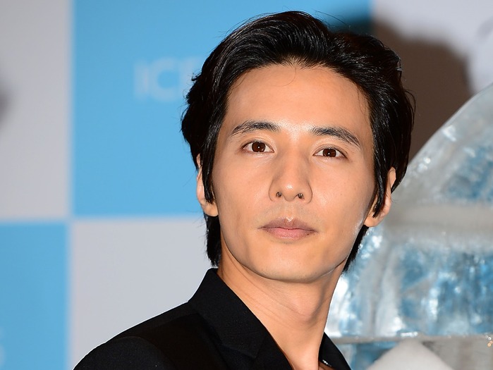 「あれで国宝俳優と呼べるのか」ウォンビンの広告が賛否を呼んだワケ【PHOTO】