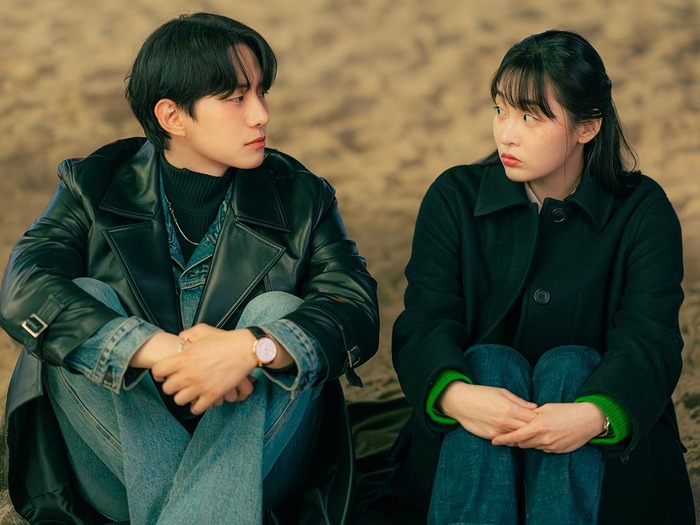 『テプン商事』撮影終了、イ・ジュノ&キム・ミンハらが打ち上げで再集結