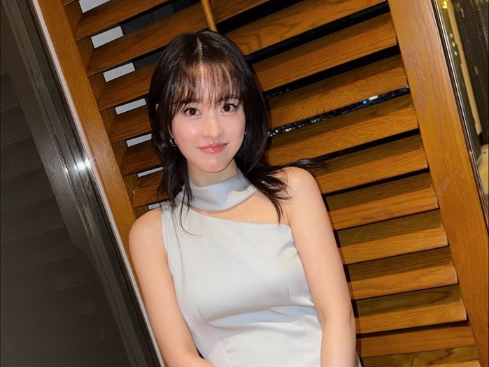 童顔女優パク・ボヨンがまるでディズニープリンセス!香港で魅せた“妖精ビジュアル”【PHOTO】