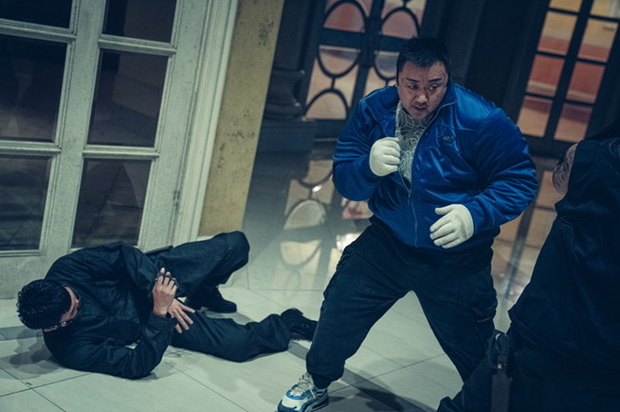 『悪魔祓い株式会社』©2025 LOTTE ENTERTAINMENT & BIG PUNCH PICTURES & NOVA FILM ALLRIGHTS RESERVED.