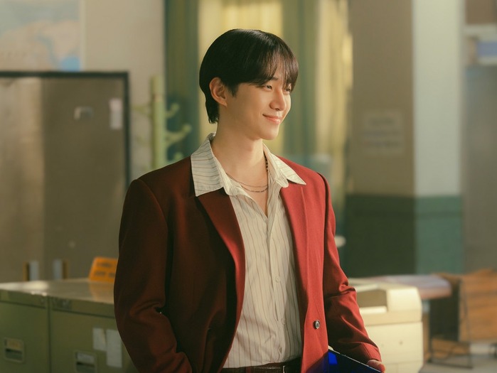 ジュノが『テプン商事』で証明した多才さ。12月もファンミツアー&新作配信で勢い止まらない!