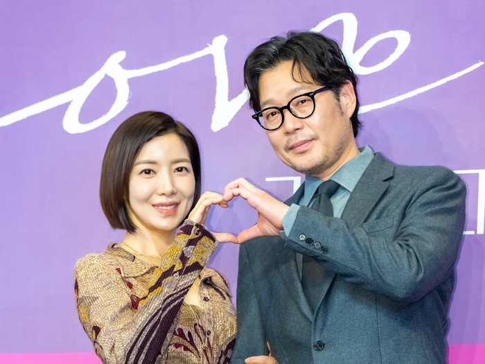 『秘密の森』の“毒薬カップル”が8年ぶりの再会!今度は幸せな中年ロマンスを披露へ