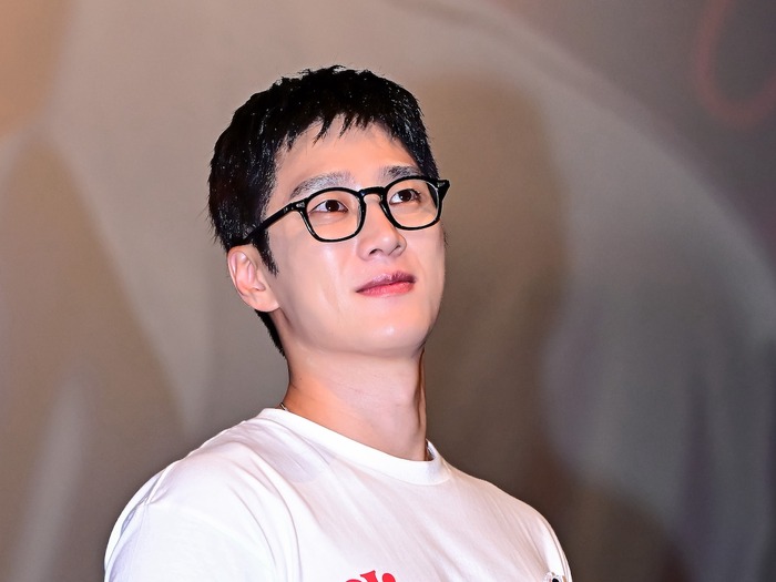 “青龍新人賞” アン・ボヒョン、2026年は飛躍の予感。新作ラッシュに期待募る!