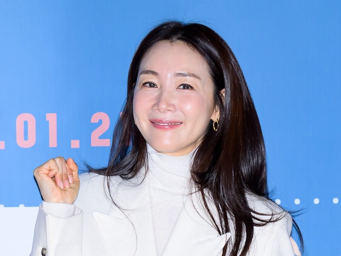 チェ・ジウ、11歳年下の俳優と夫婦役…ビジュアルを保つための“朝ルーティン”は？