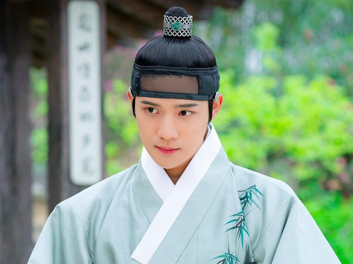 “ほぼ1人2役”もお見事！ムン・サンミンが『愛する盗賊様よ』で魅せた“別人級”の存在感