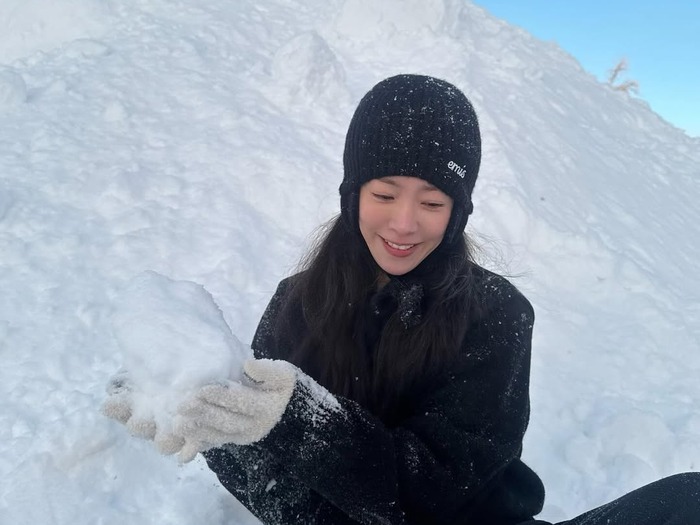 『イ・サン』女優ハン・ジミン、雪原で見せた最強の小顔！“清純美の極み”な近況【PHOTO】