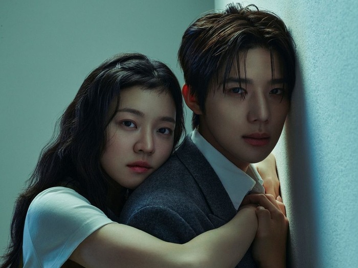 Netflix映画『パヴァーヌ』主演コ・アソン&ムン・サンミンが魅せた、静かで深みのある表情【PHOTO】