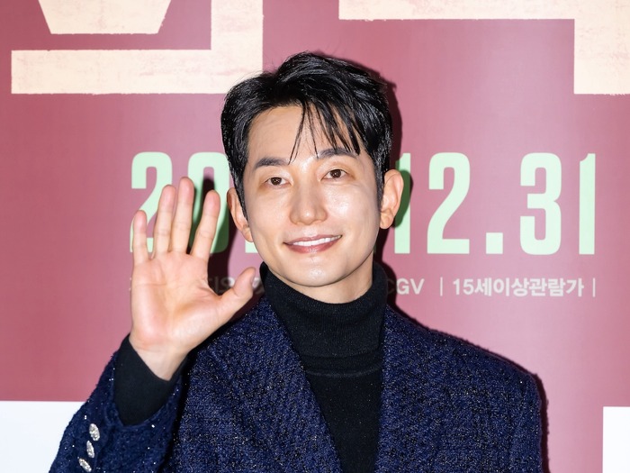 俳優パク・シフ、TikTok生配信で月収5000万円超え?関係者が真っ向から否定